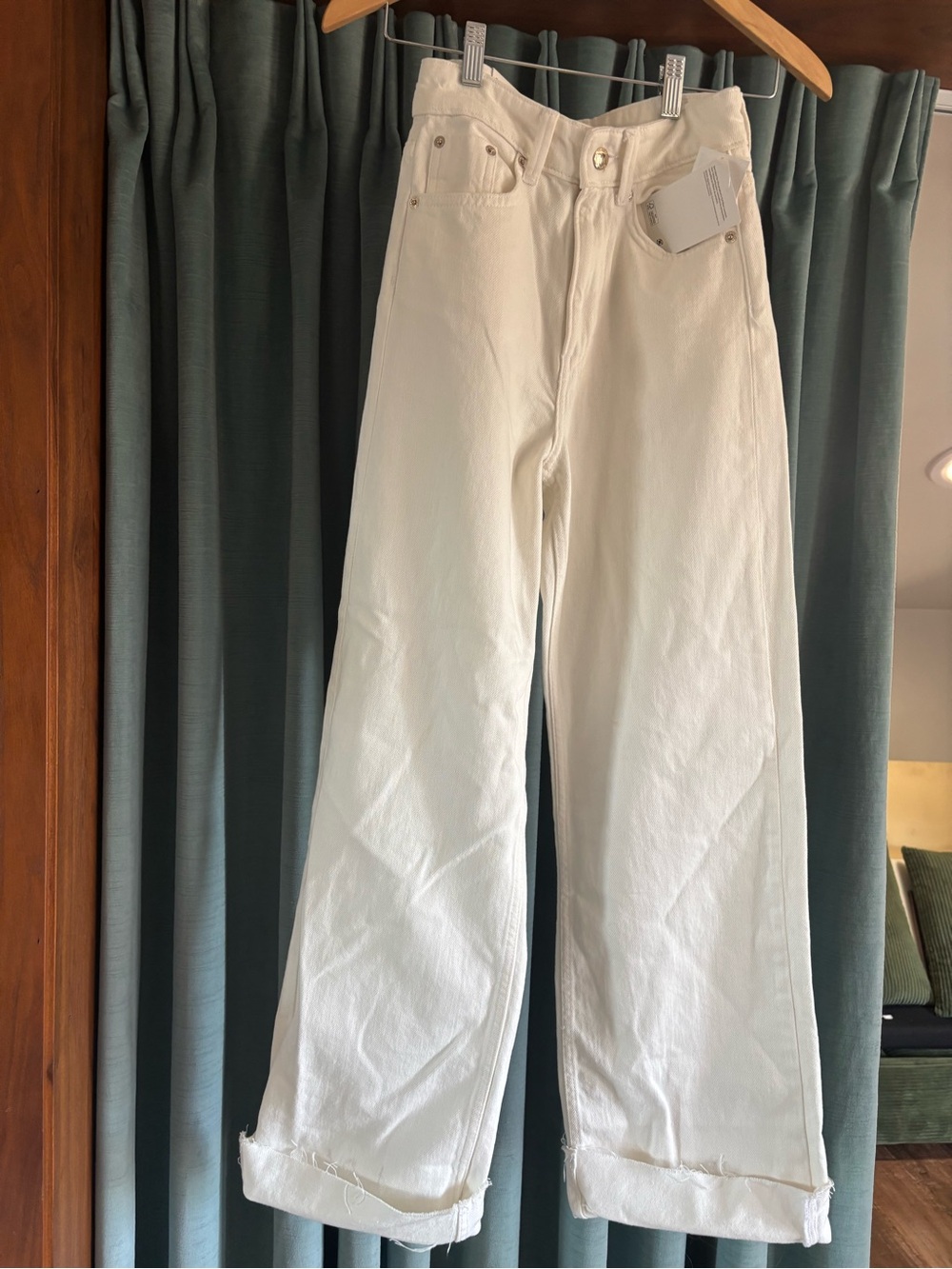 H&M White High-Rise Wide-Leg Jeans NWT SZ 0